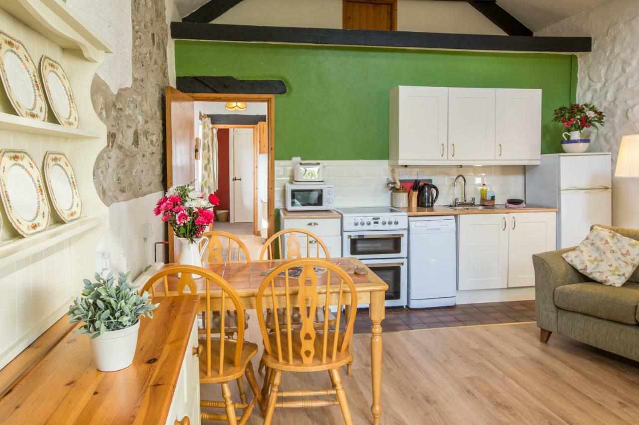 Moylgrove Cwm Connell Coastal Cottages المظهر الخارجي الصورة