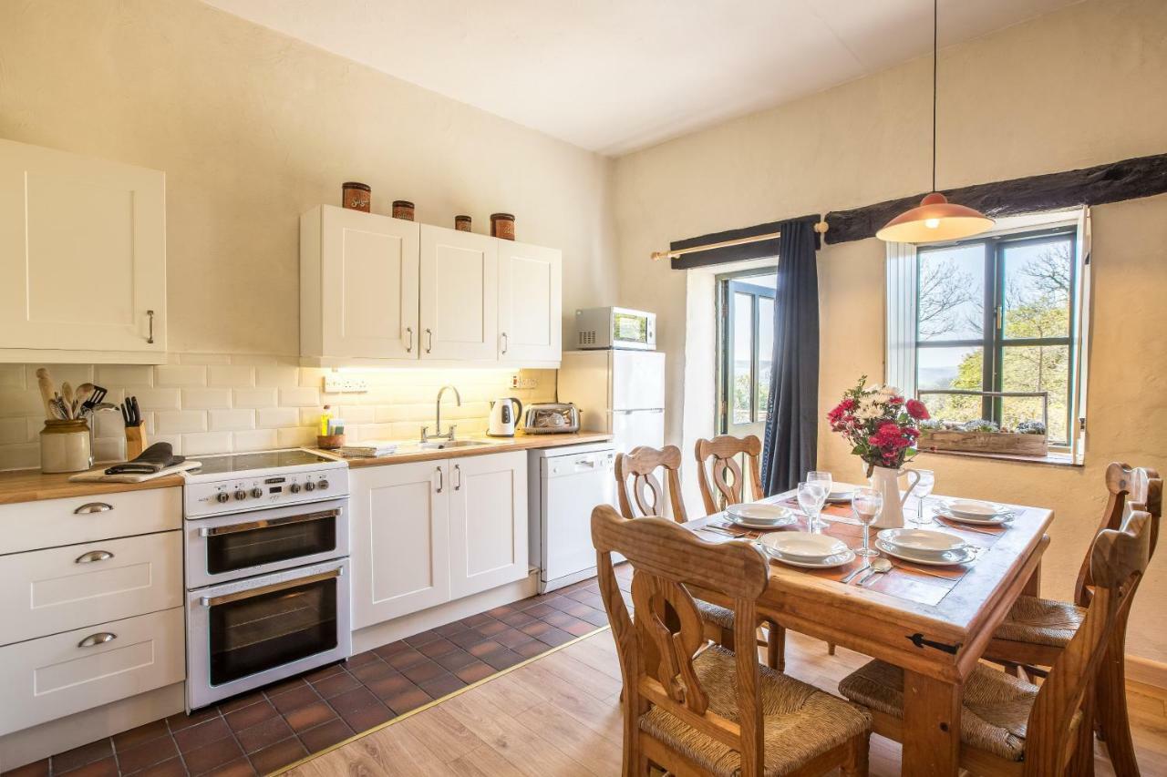 Moylgrove Cwm Connell Coastal Cottages المظهر الخارجي الصورة